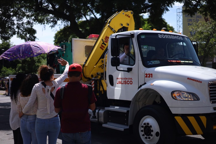 SE MUESTRAN. En el acto participaron elementos de las fuerzas armadas y civiles. (Foto: Michelle Vázquez) 